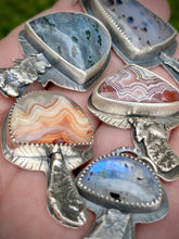 Load image into Gallery viewer, Agate Mushroom Pendant
